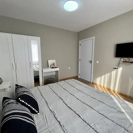 Sea Garden Apartment Burgas