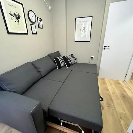 Sea Garden Apartment Burgas